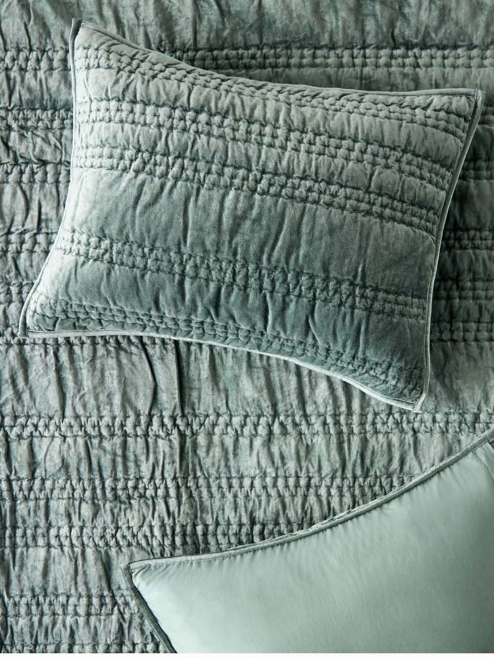 New Anthropologie set of 2 lustered velvet Alastair pillow shams moss blue green